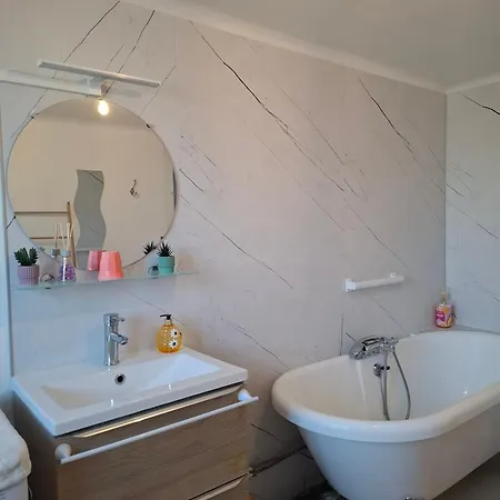 Les Passiflores - D'hotes Bed & Breakfast Pornic